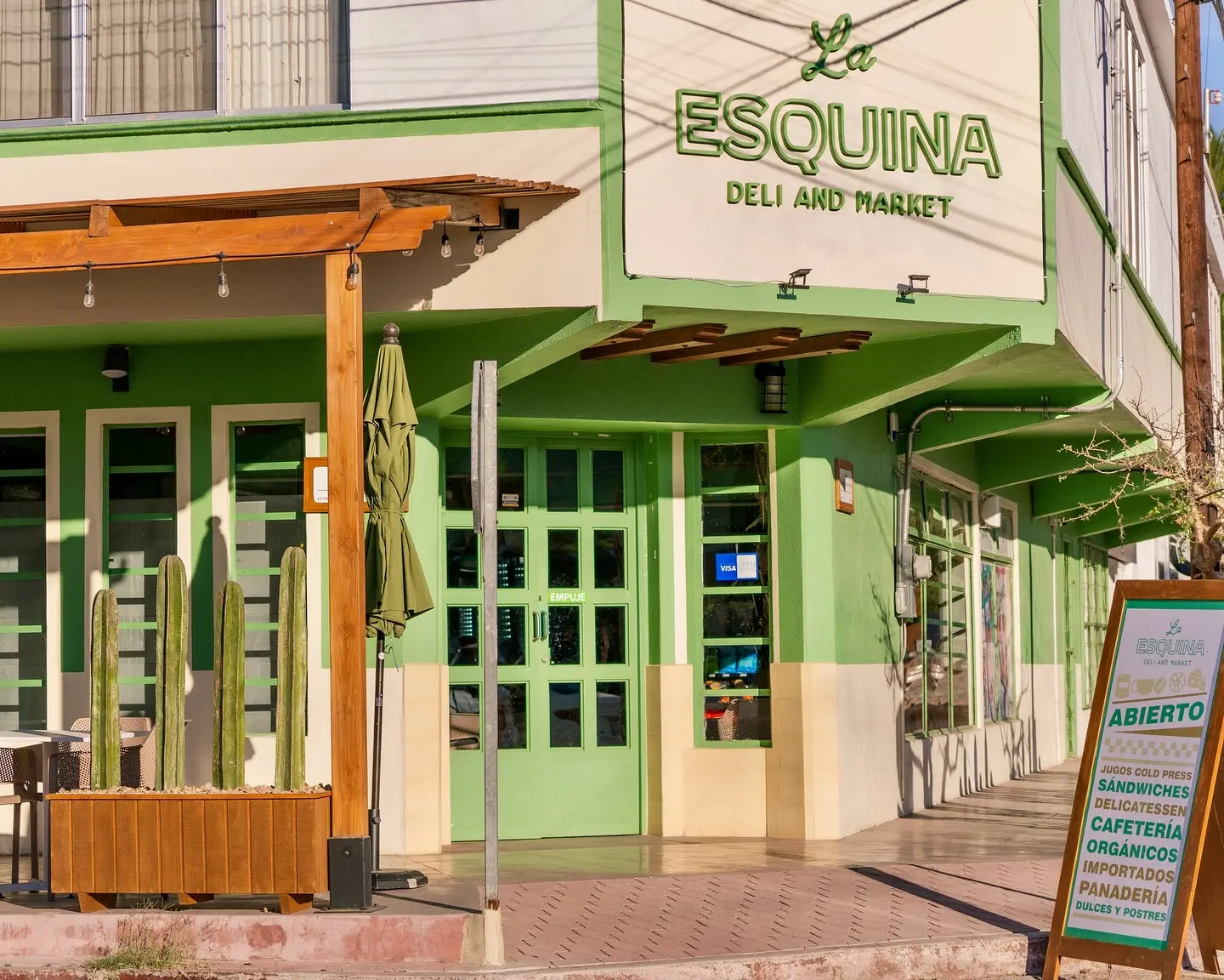 La Esquina Deli & Market